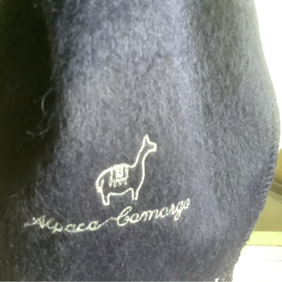 Alpaca Camargo Peru Rectangular Fringed Scarf - Picture 5 of 9